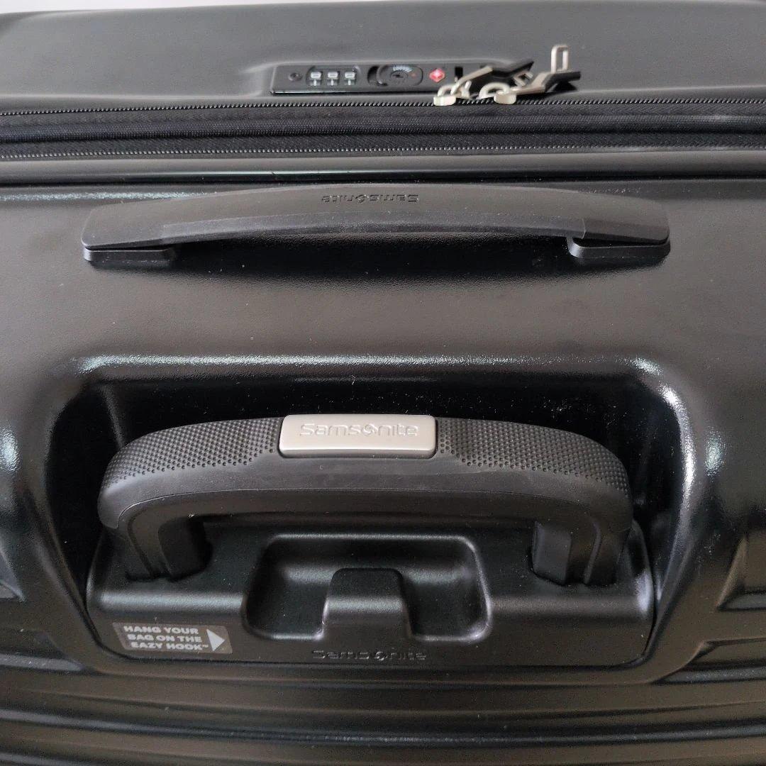 Samsonite 大型 キャリーケース TSAロック付き　使用１回のみ　拡張可