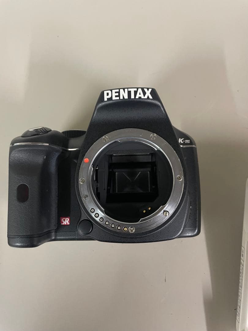 美品 PENTAX K-m デジタル一眼レフカメラ レンズ3個付き 充電機あり