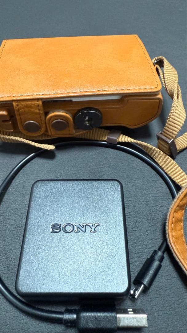 SONYソニーサイバーショット30倍ズームデジタルカメラ美品別カバーケース付き