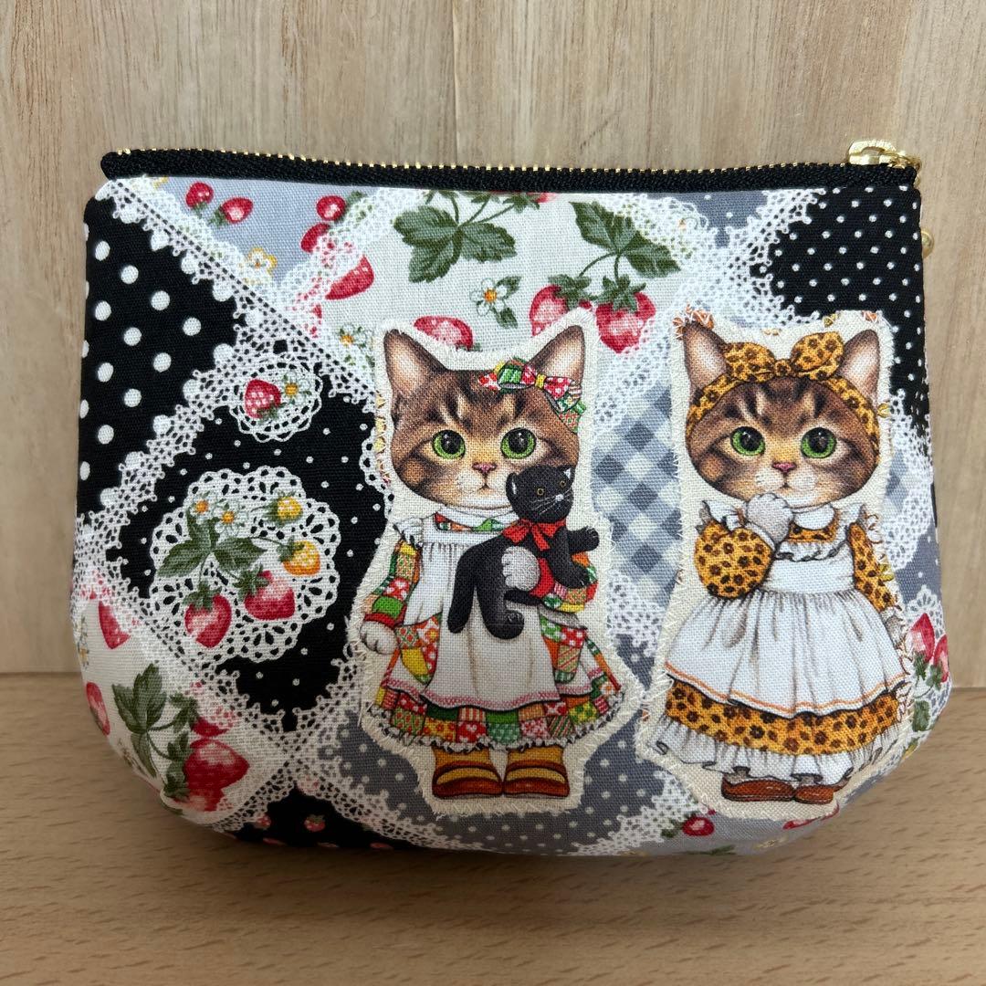 ハンドメイド　ころりんポーチ　コヤンイサムチョン☆赤ずきんサンダーちゃん☆