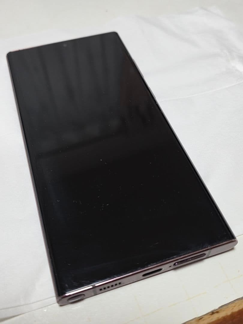 Galaxy　S22ウルトラ　au版SCG14