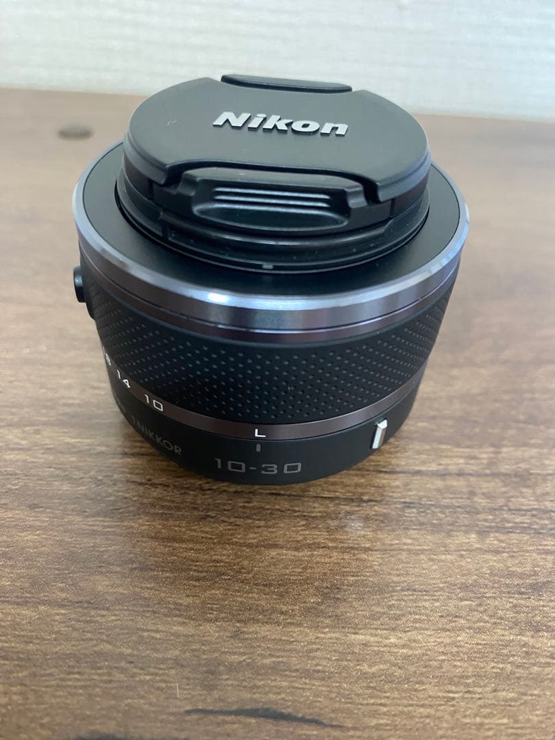 Nikon 1 J5 1NIKKOR 10-30mm 3.5〜5.6 VR