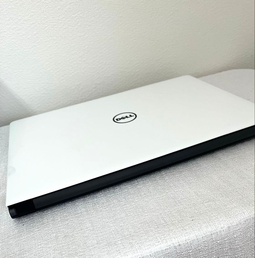 Dell Inspiron 15 5000シリーズ　充電コード付き