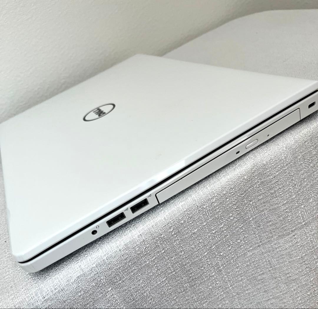 Dell Inspiron 15 5000シリーズ　充電コード付き