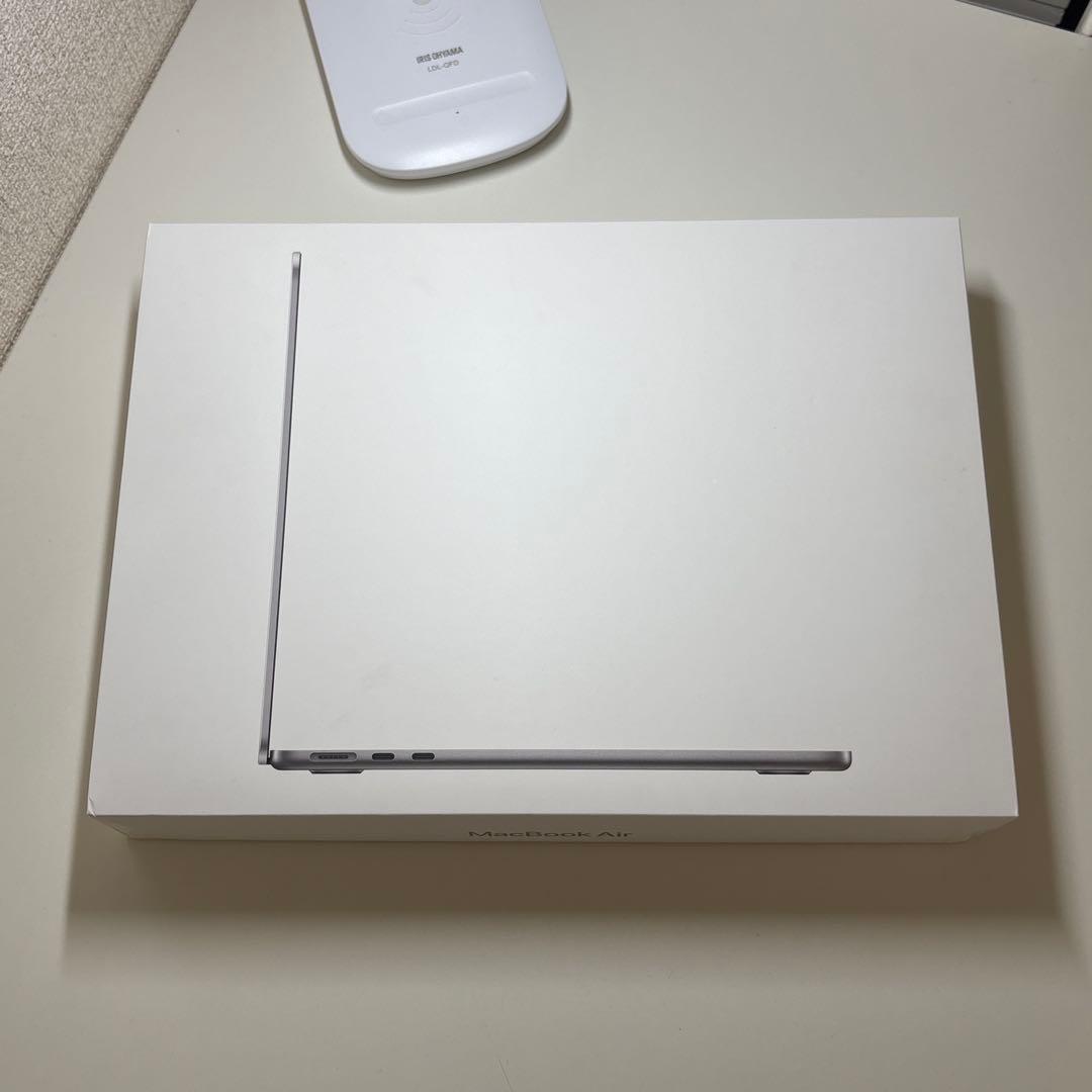 MacBook Air M2 13.6インチ 8GB 256GB スペースグレー