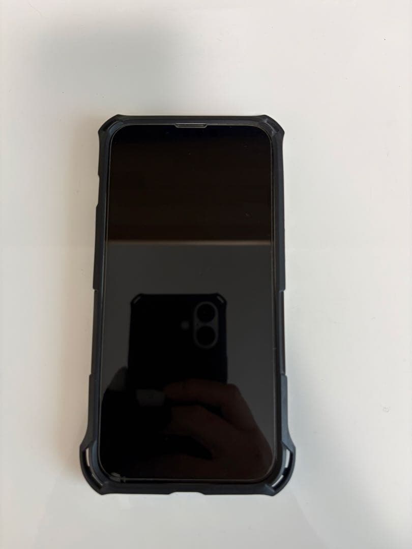 Apple iPhone13 本体 箱付き ケース付き フィルム貼付
