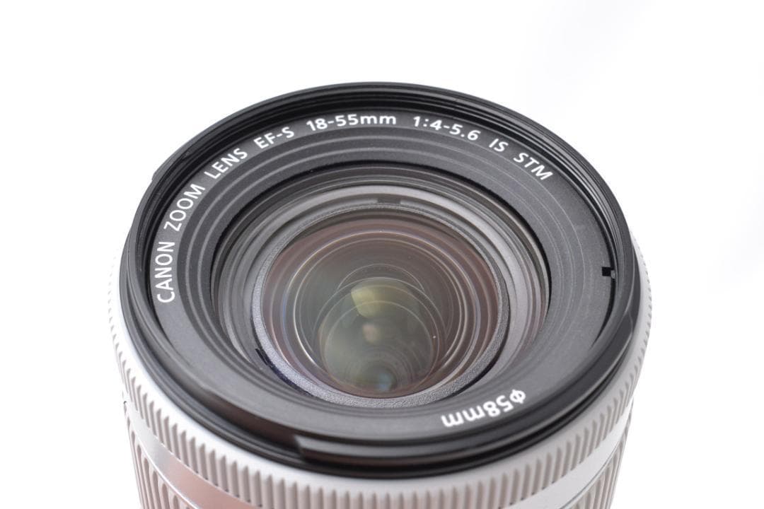 ■ 美品 ■ キャノン Canon EOS Kiss X10 希少ホワイト