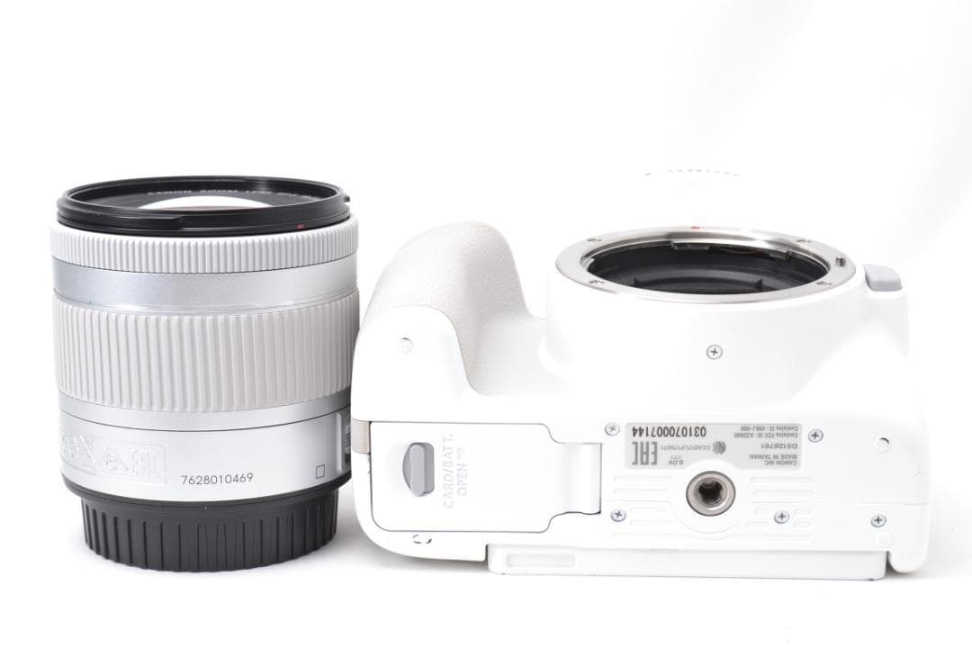 ■ 美品 ■ キャノン Canon EOS Kiss X10 希少ホワイト