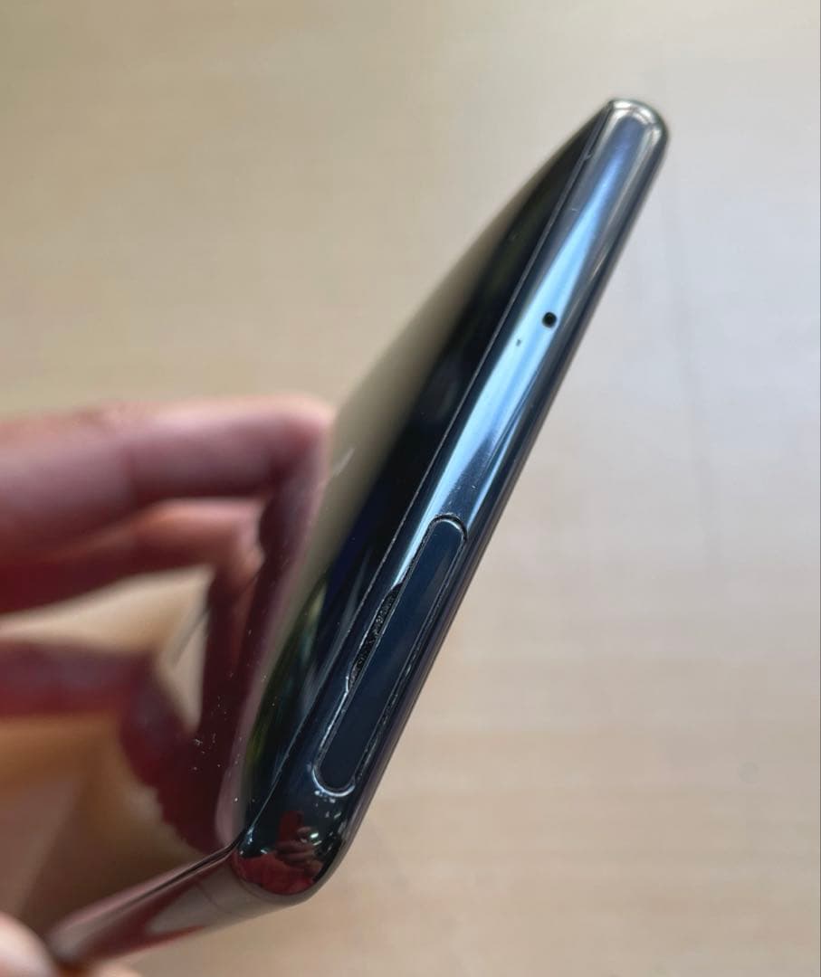 Xperia XZ2 Premium クロムブラック　64GB SOV38