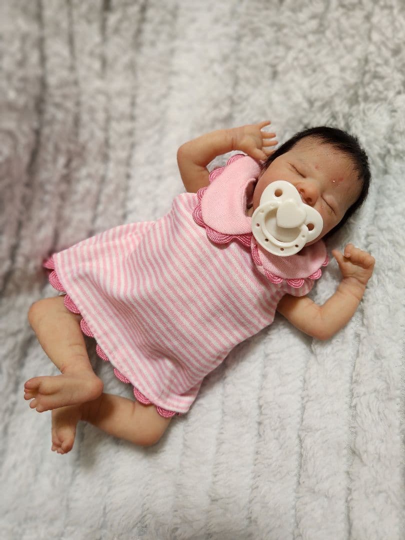 特価☆短期出品　リボーンドール　小さな新生児赤ちゃん　リアルベビー　創作人形