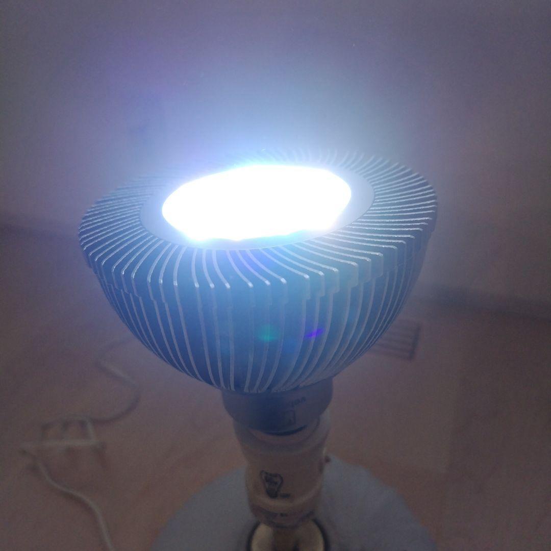 27WのLEDライト2個セット