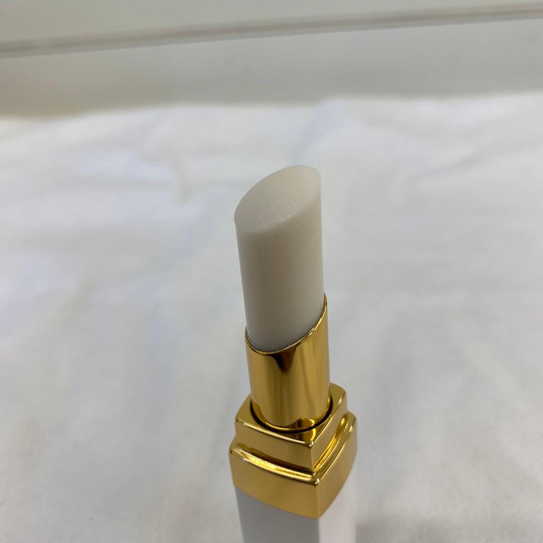 CHANEL(シャネル) エッセンシャルケアセット リップクリーム＆ポーチ