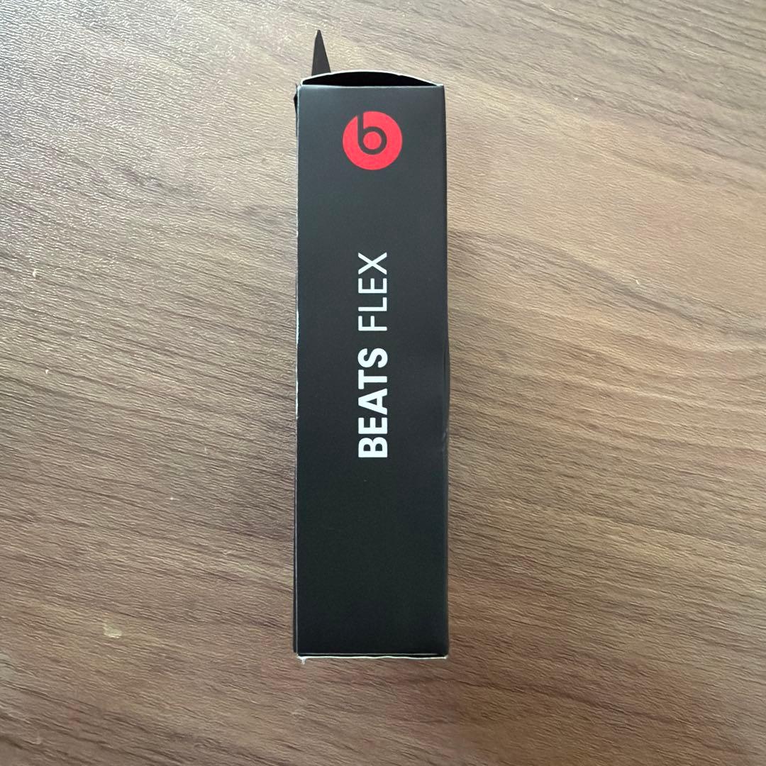 新品 Beats Flex ワイヤレスイヤホン イエロー 箱傷あり
