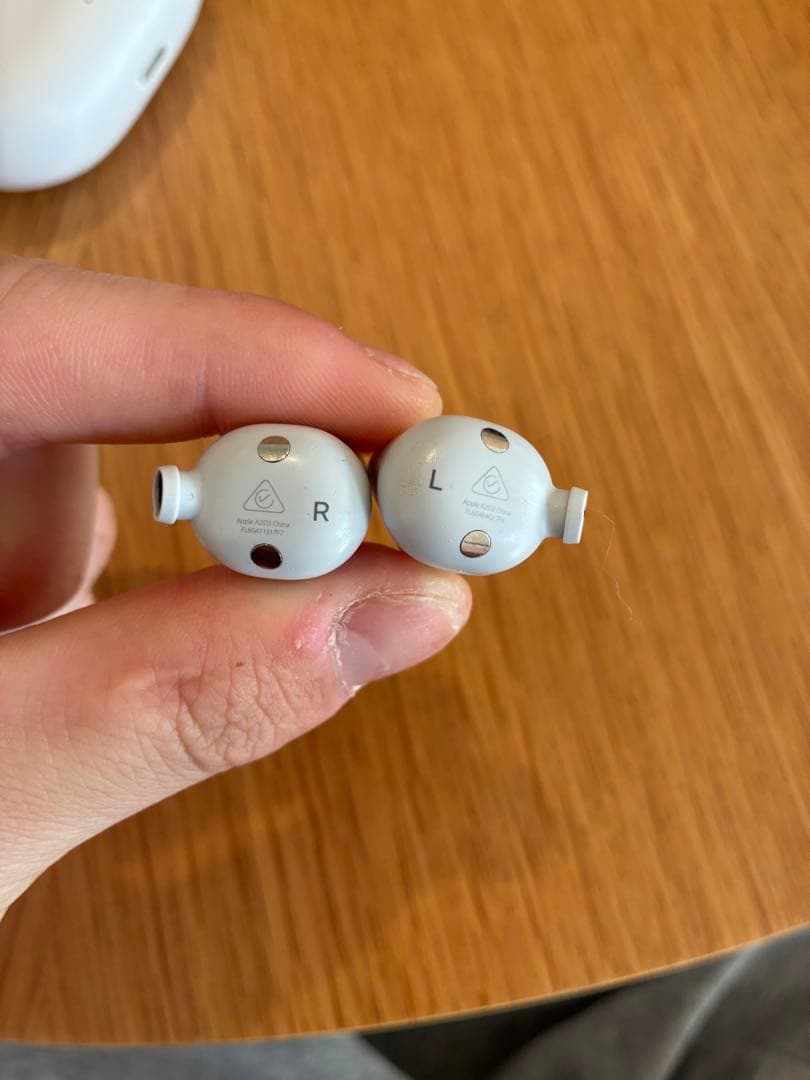 Beats Studio Buds ワイヤレスイヤホン　ホワイト