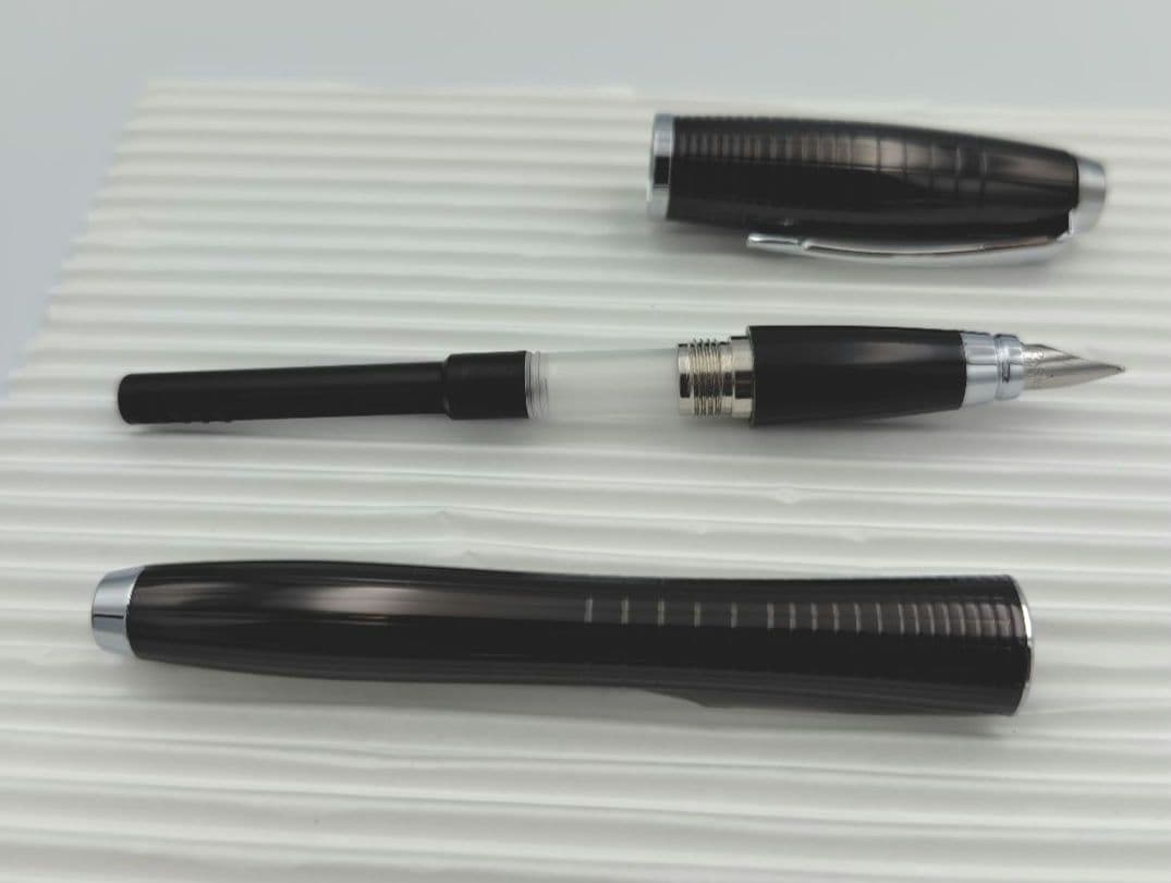 PARKER　アーバンプレミアム　　エボニーメタルCT　万年筆