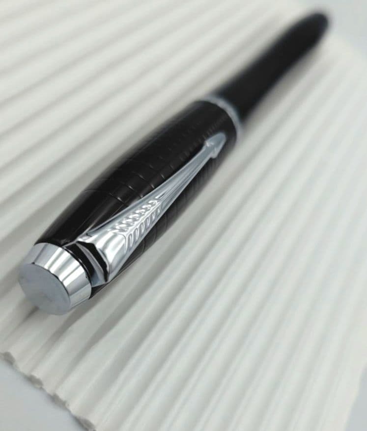 PARKER　アーバンプレミアム　　エボニーメタルCT　万年筆