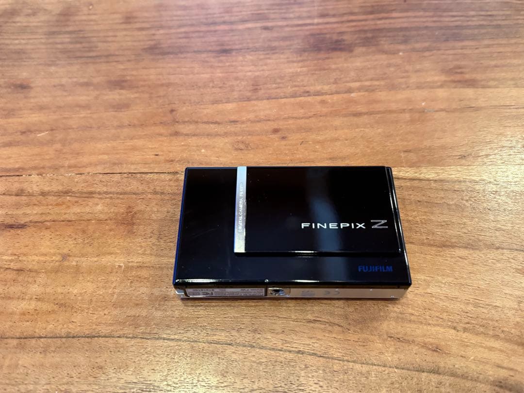 FUJIFILM Finepix Z200fd ファインピクス　デジタルカメラ