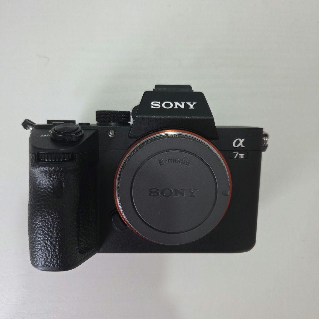 美品 SONY α7Ⅲ ミラーレス一眼カメラ ボディ本体