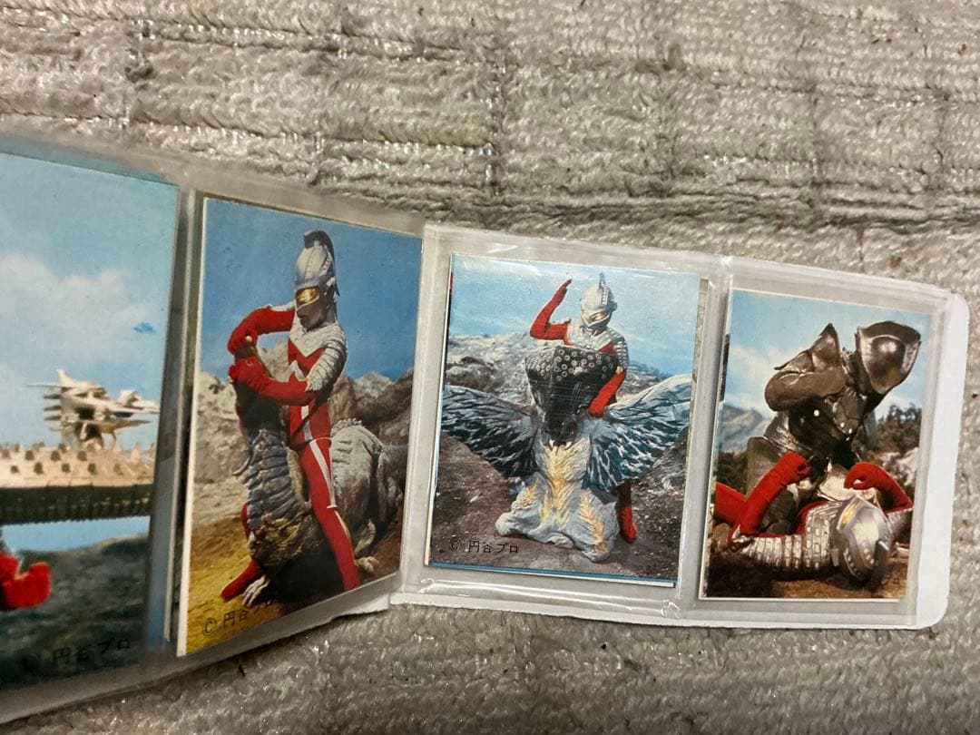 丸昌／ウルトラセブンカード。ホルダー付き【ダブりあります】。