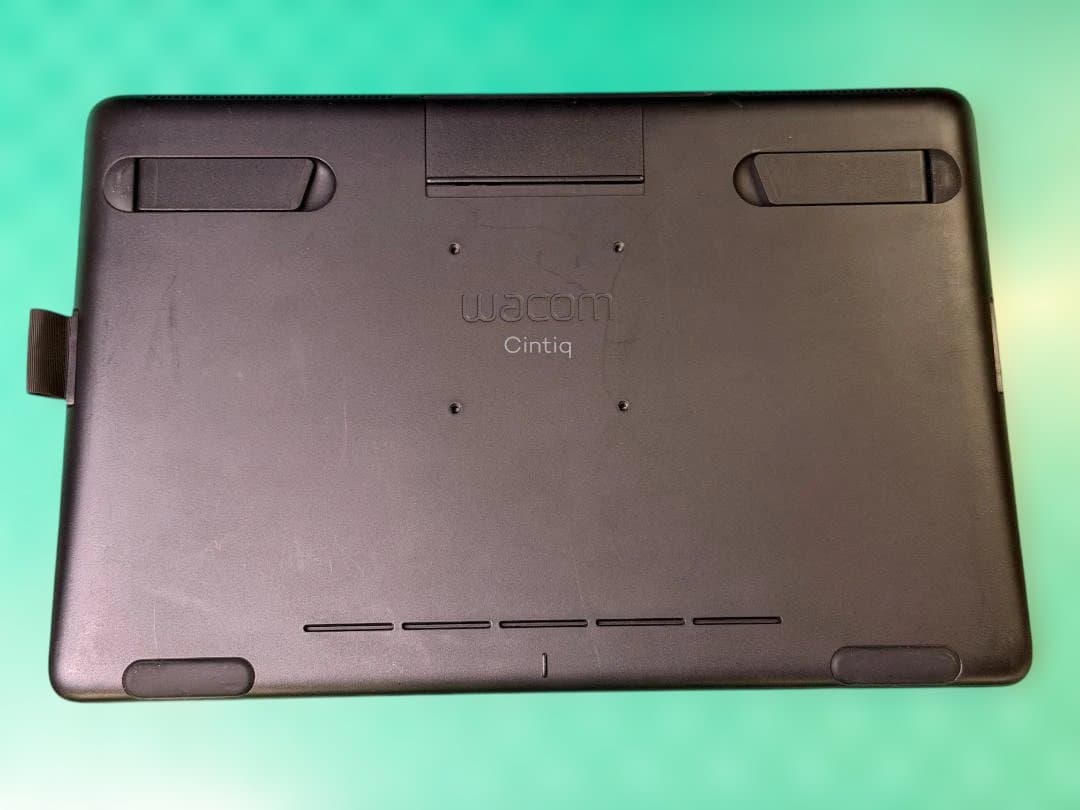 Wacom Cintiq 16 DTK1660K0D 液晶ペンタブレット 本体