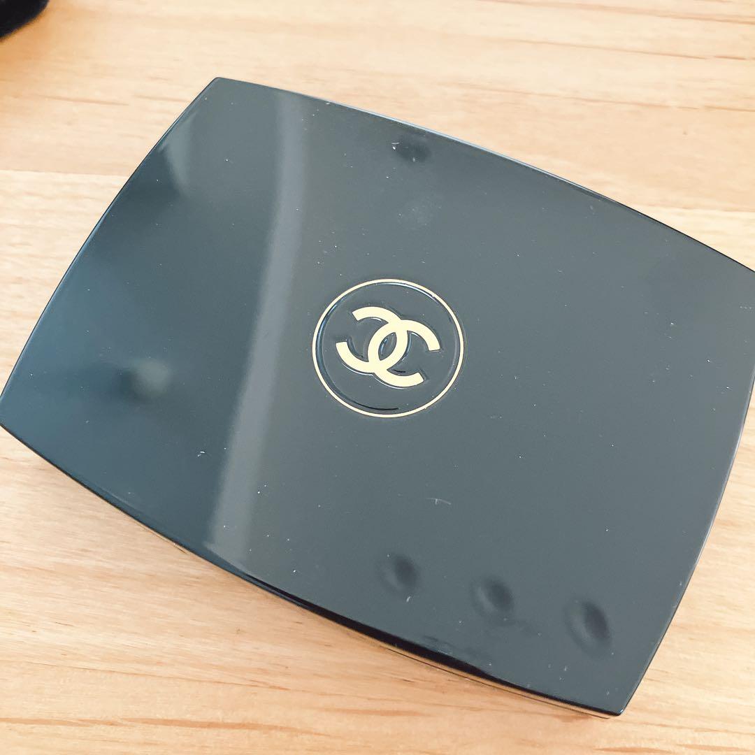CHANEL ルミエール　グラフィック