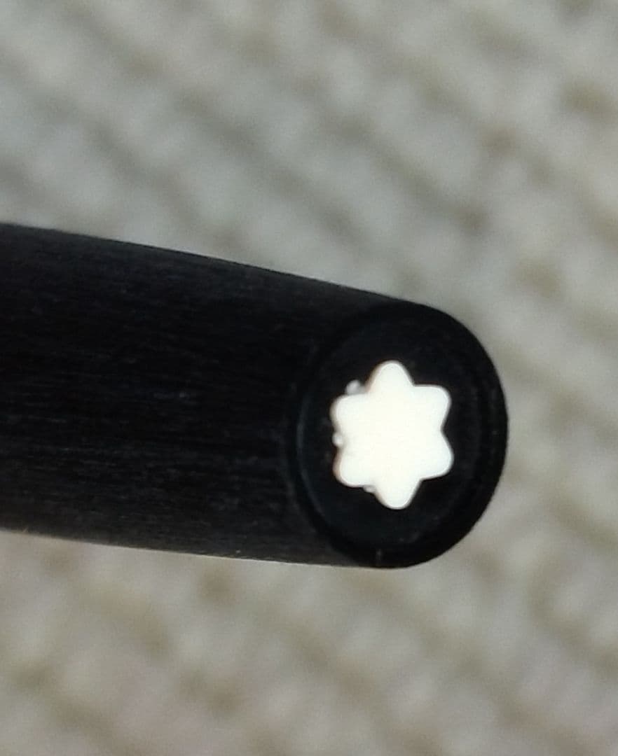 むーこ　Montblanc 225 ペン先585