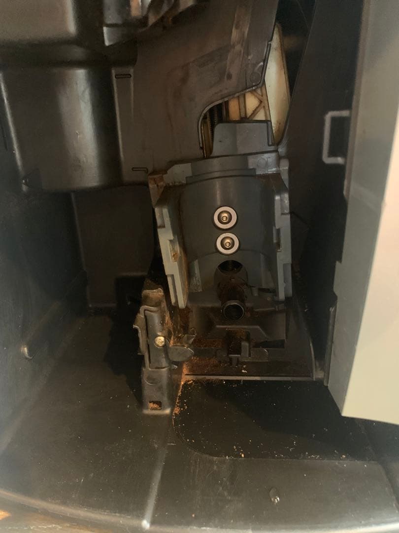 Delonghi 全自動エスプレッソマシン マグニフィカ　【ジャンク品】