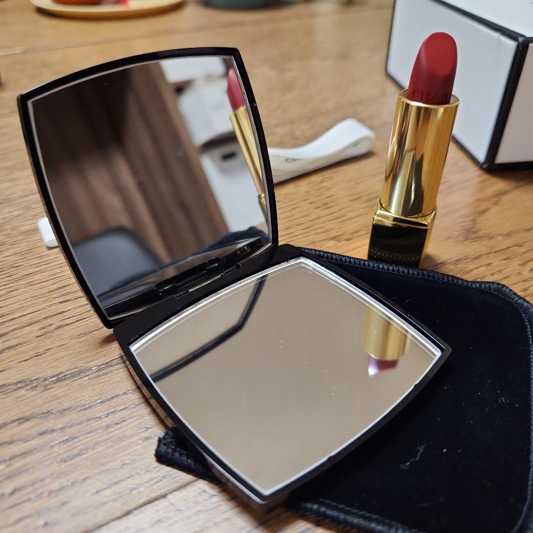 CHANEL MIROIR DOUBLE FACETTES　手鏡と口紅のセット