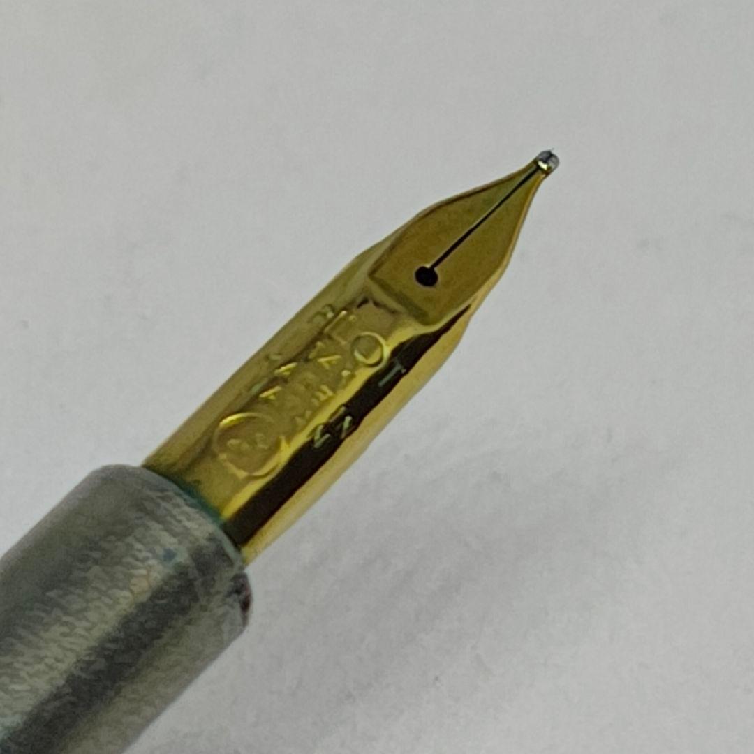 PILOT パイロット キャップレス 14K ブラック＆ゴールド 万年筆