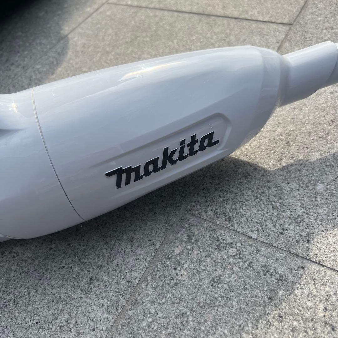 G130 マキタ 充電式クリーナ CL108FD 掃除機 DC10SA