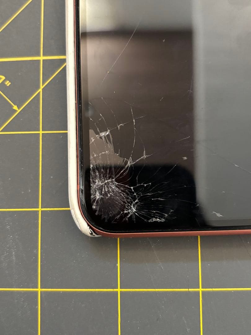 Apple iPhone XR オレンジ 画面ひびあり　ジャンク品