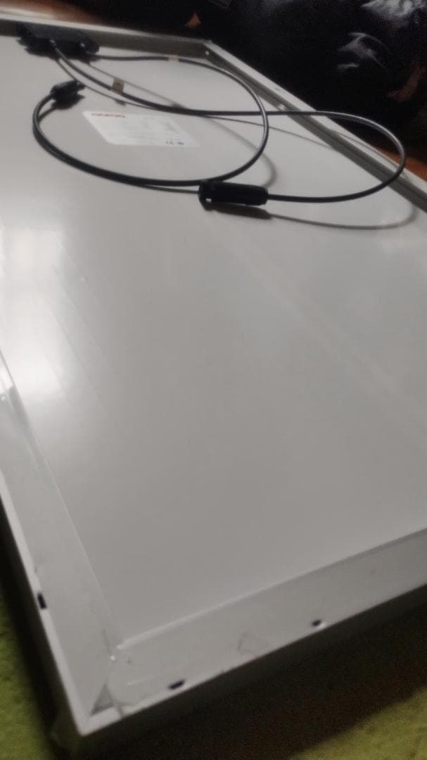DOKIO ソーラーパネル 100W 18V 単結晶 超高効率MC4出力 12V
