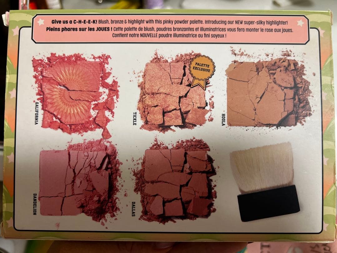 ベネヒィト　Benefit Cheekleaders Pink Squad