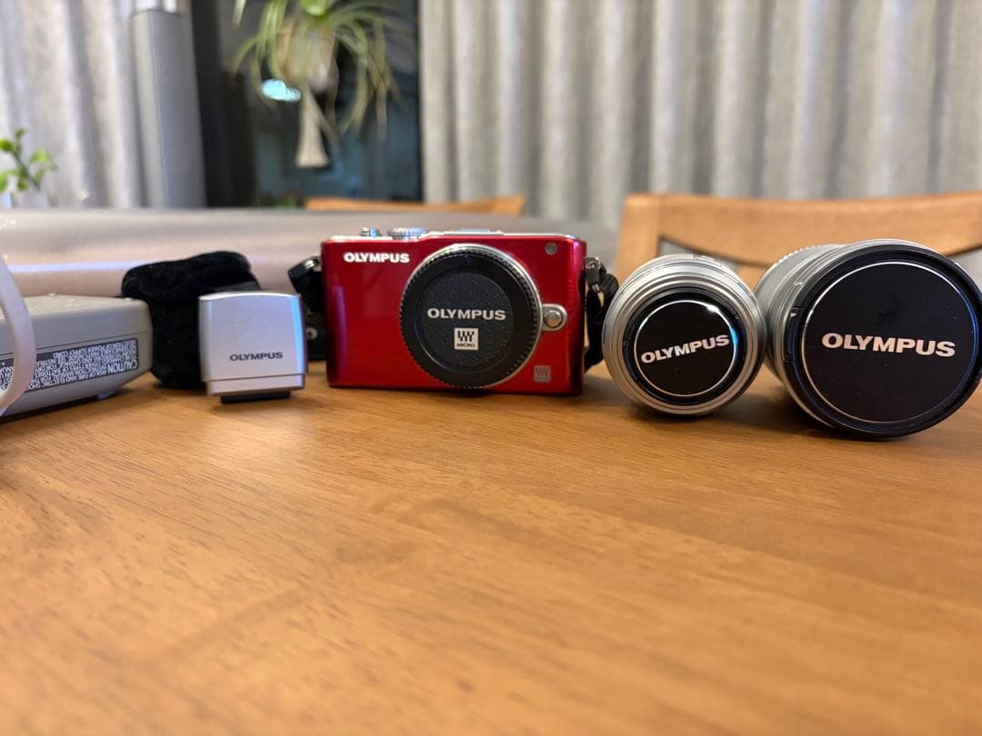 OLYMPUS E-PL3 レッド ダブルズーム 動作確認済