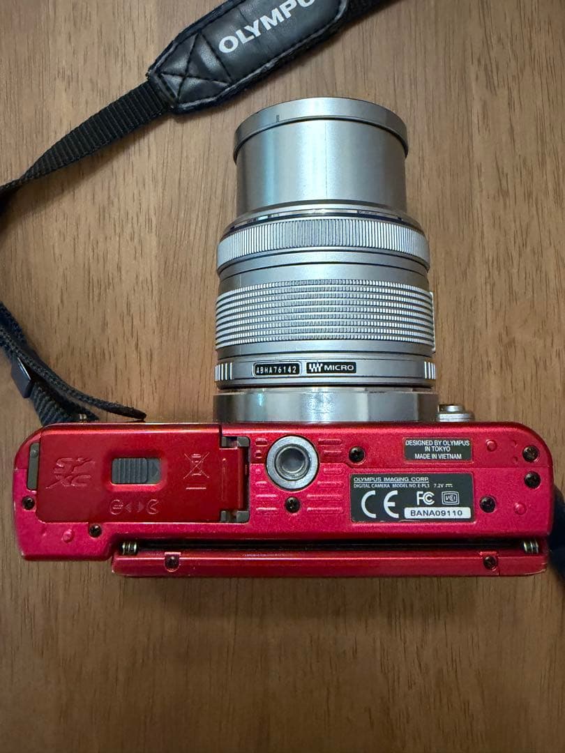 OLYMPUS E-PL3 レッド ダブルズーム 動作確認済