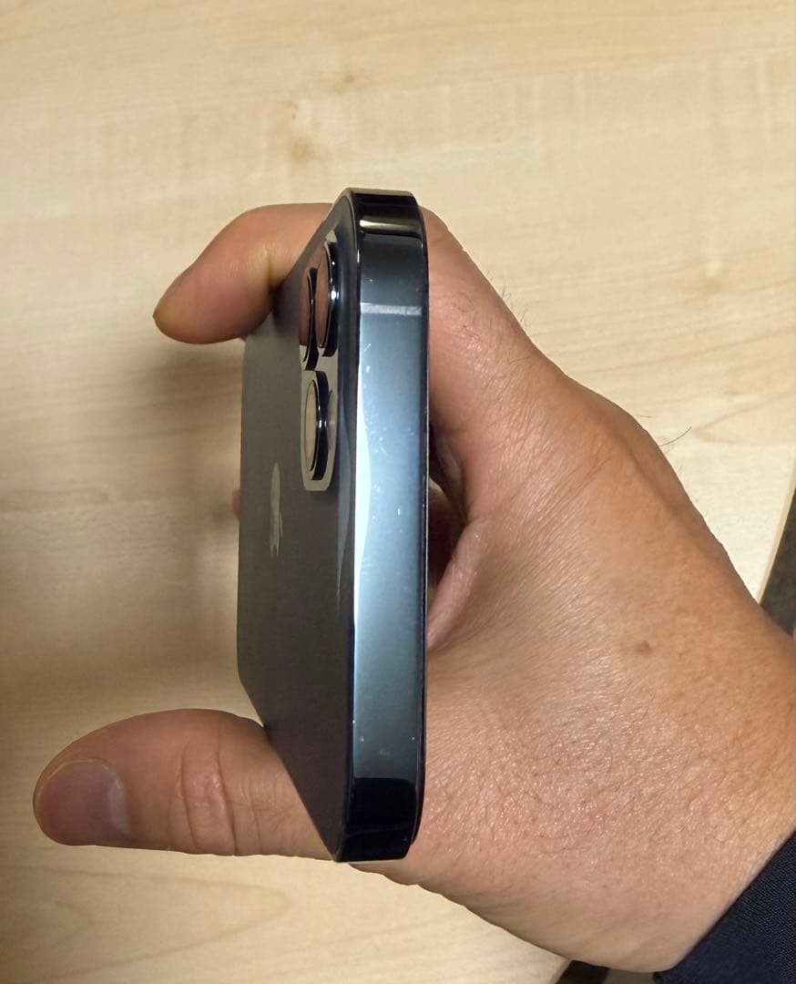 Apple iPhone 12 Pro パシフィックブルー