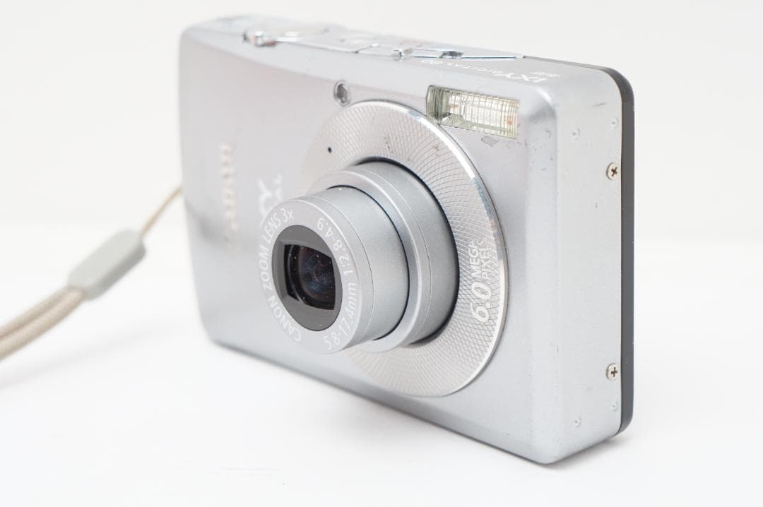 IXY digital 80　コンデジ
