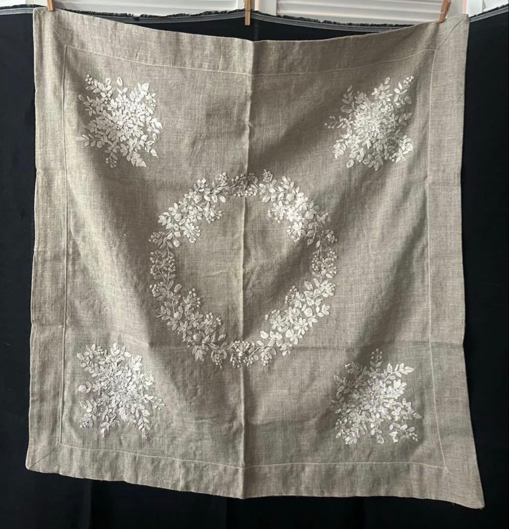 umi ヴィンテージ 麻 リボン刺繍テーブルクロス 2枚➕葡萄刺繍ドイリー