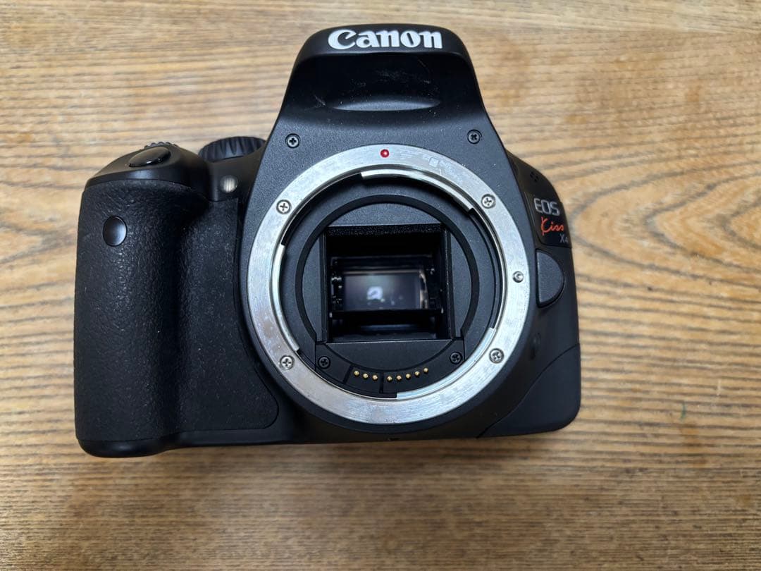 ★Canon EOS kissX4 デジタル一眼レフ レンズ付き ★付属品有り