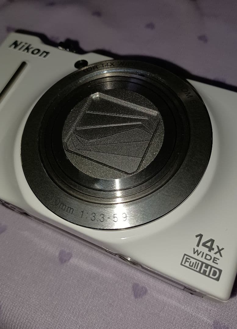 Nikon　coolpix s8200 デジタルカメラ　ホワイト