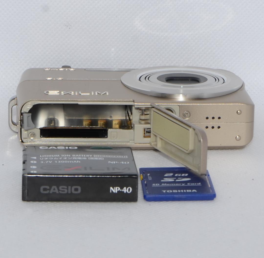 CASIO カシオ EXILIM EX-Z600 ゴールド (動作確認済)