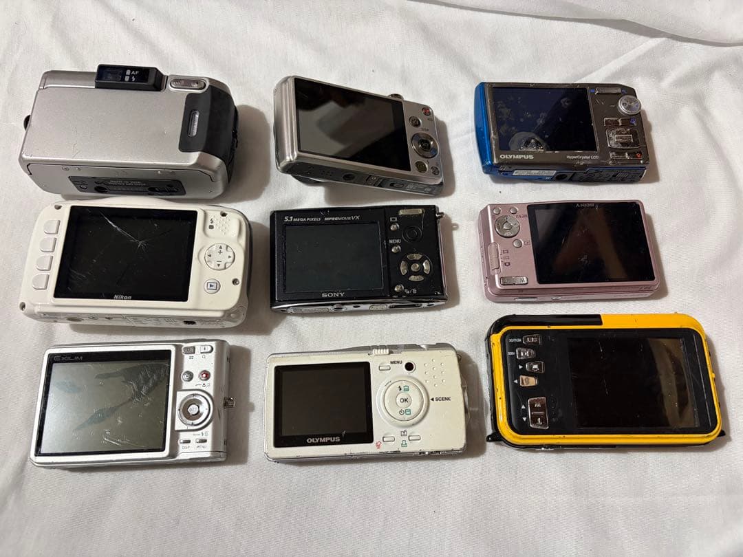 デジカメ　9セット ジャンク