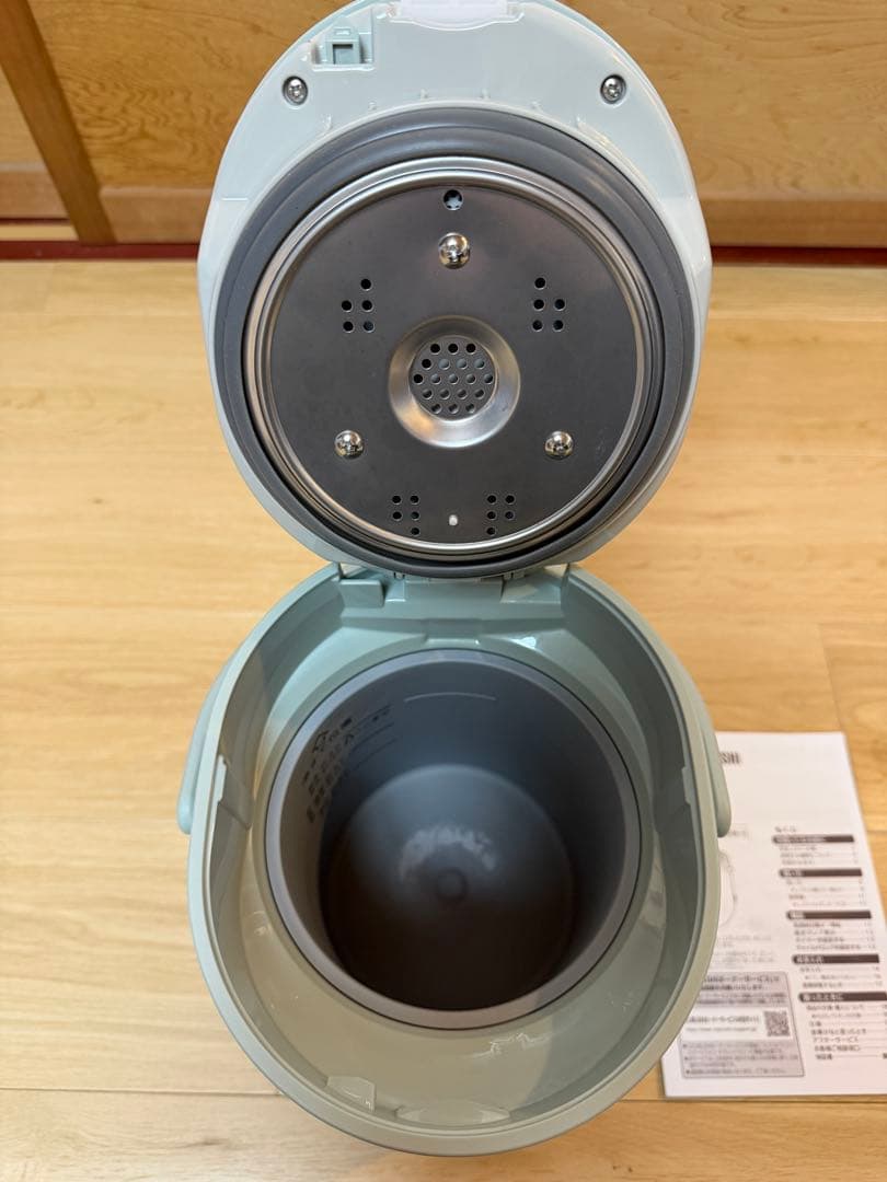 【中古美品（一度使ったのみ）】象印 スチーム式加湿器 EE-MB20-GA