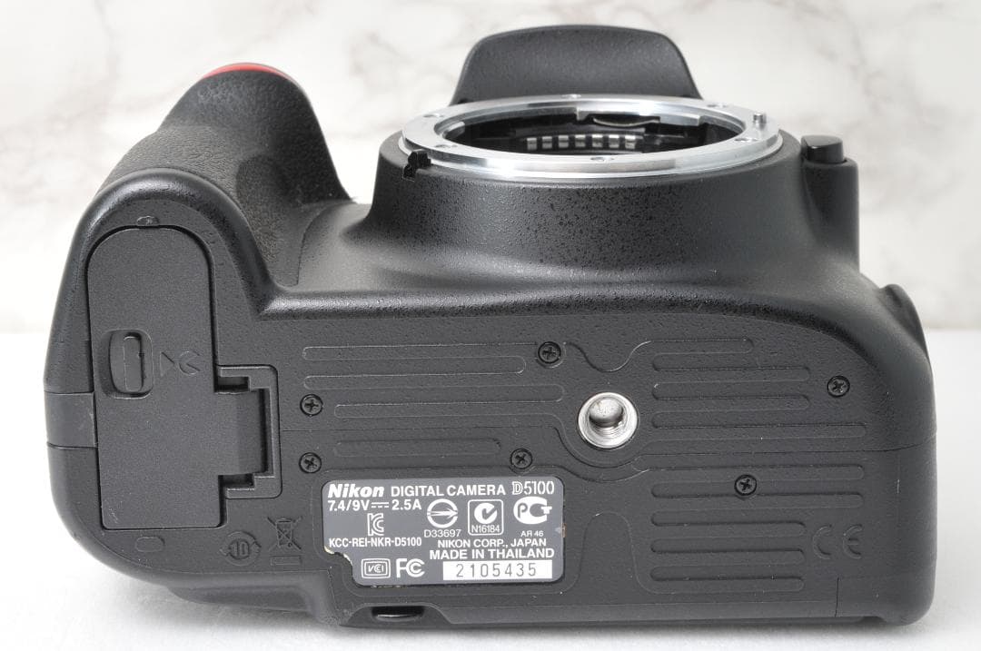 訳ありセール❣️動作品 Nikon D5100⭐️スマホ転送 ニコン 一眼レフ