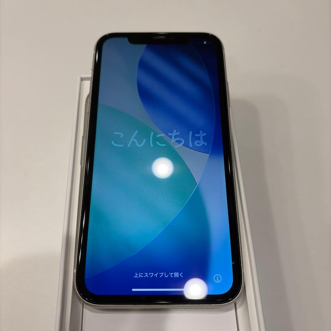 Apple iPhone 11 128GB ホワイト　SIMロック解除済