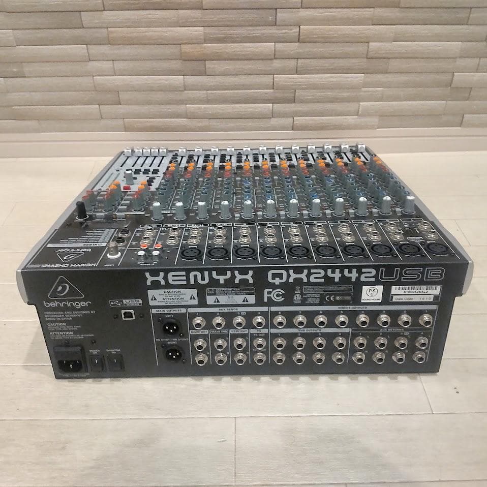 BEHRINGER XENYX QX2442USB 16ch アナログミキサー
