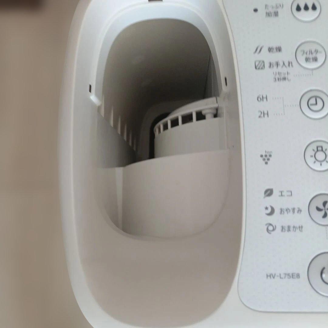 SHARP HV-L75E8-W 加熱気化式加湿器　22年製ハイブリッド式加湿器