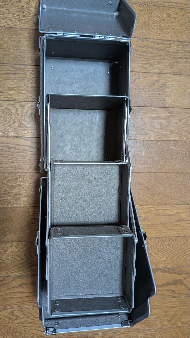 THREE　メイクボックス