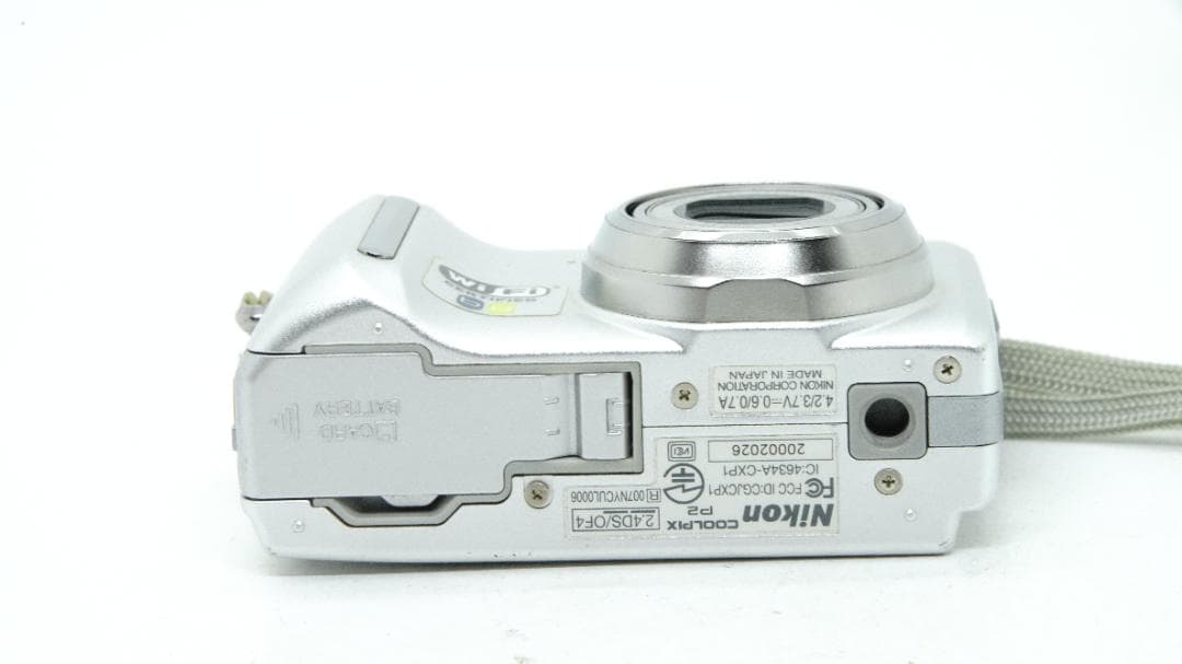 【W2051】 Nikon COOLPIX P2 ニコン クールピクス