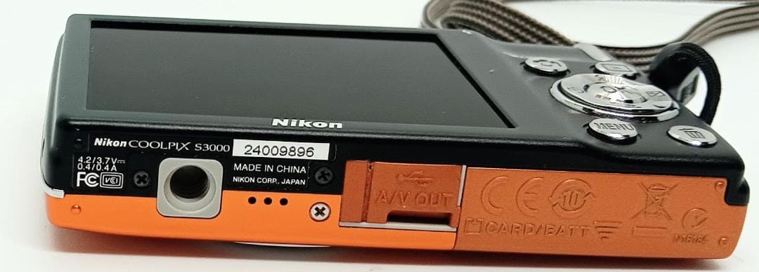 Nikon Coolpix S3000 Orange12.0 MP 4x 箱付き